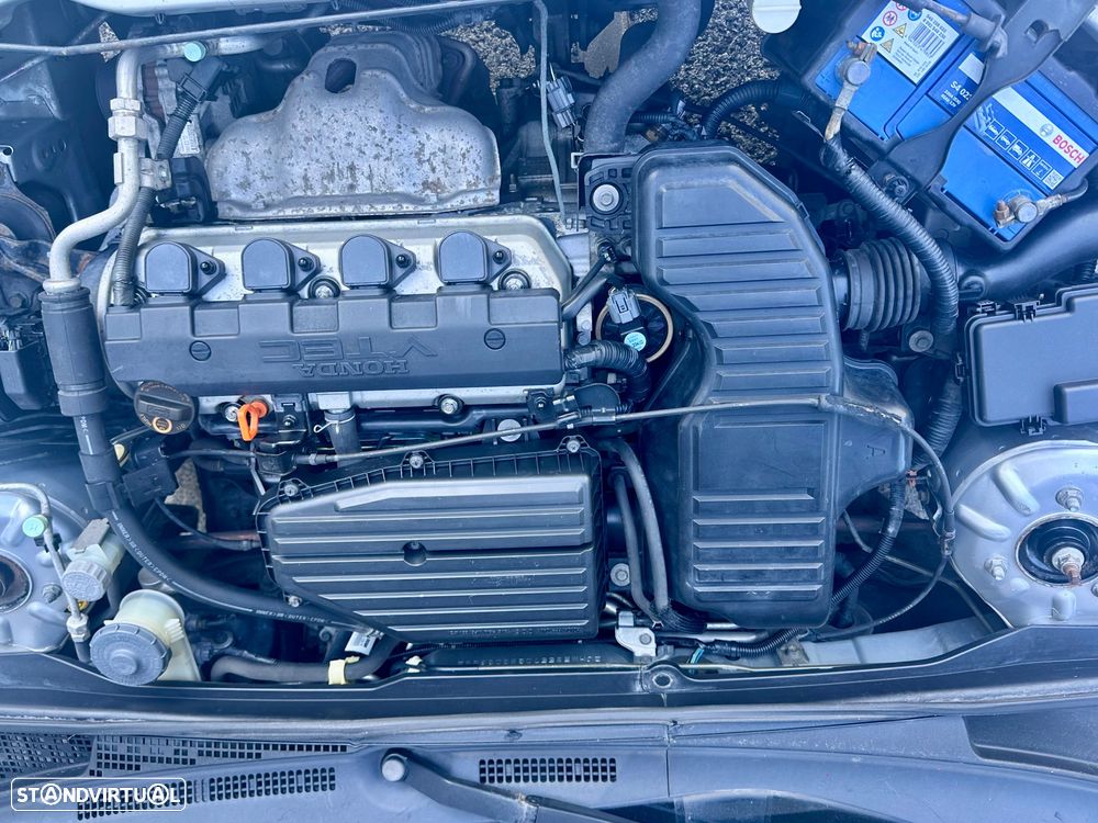 Honda Civic 1.6 ES - 19
