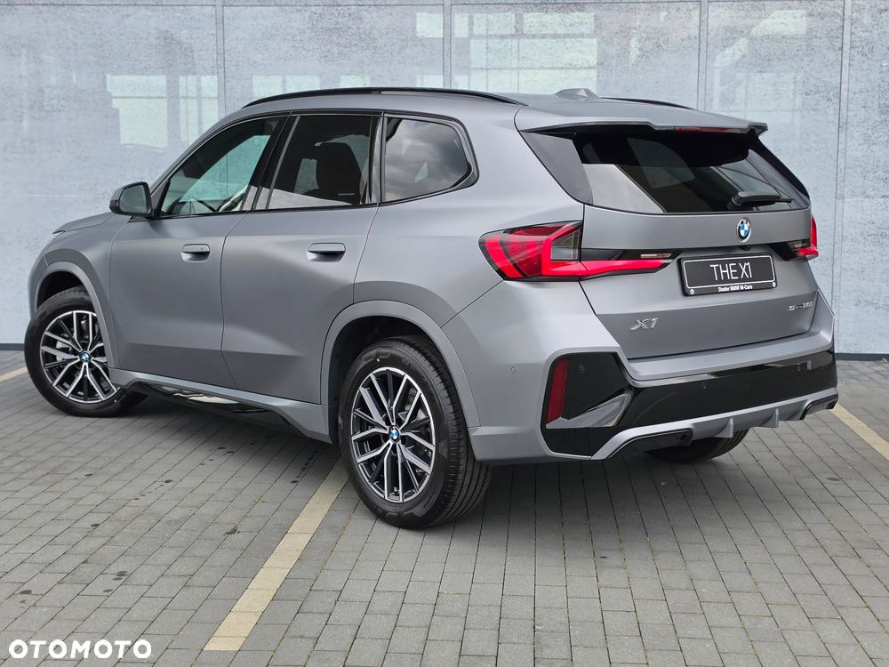 BMW X1 sDrive20i mHEV - 4