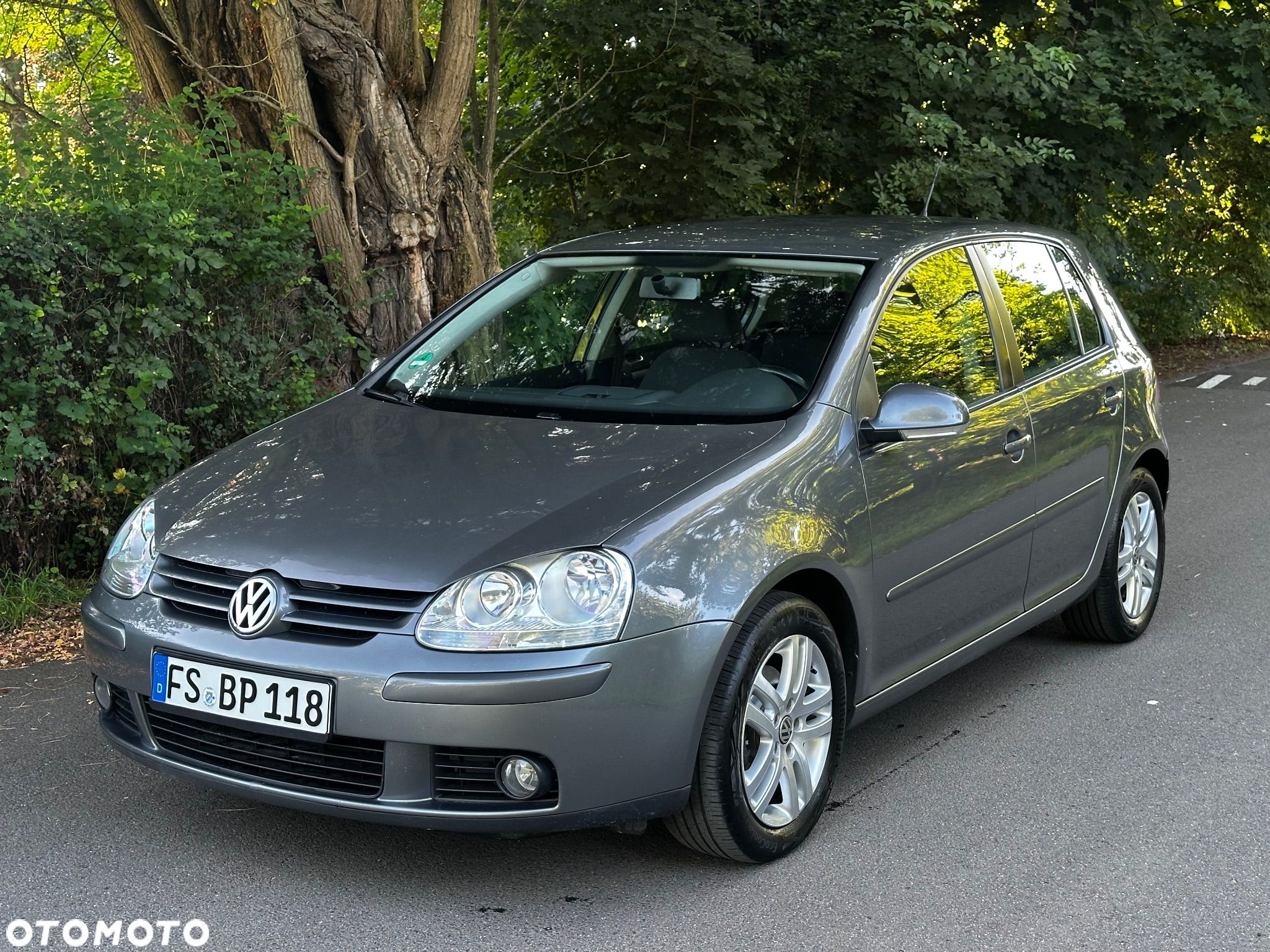 Volkswagen Golf V 1.9 TDI Trendline - 1