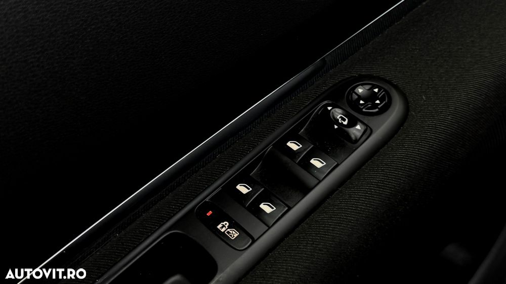 Peugeot 5008 155 THP Family Plus - 19