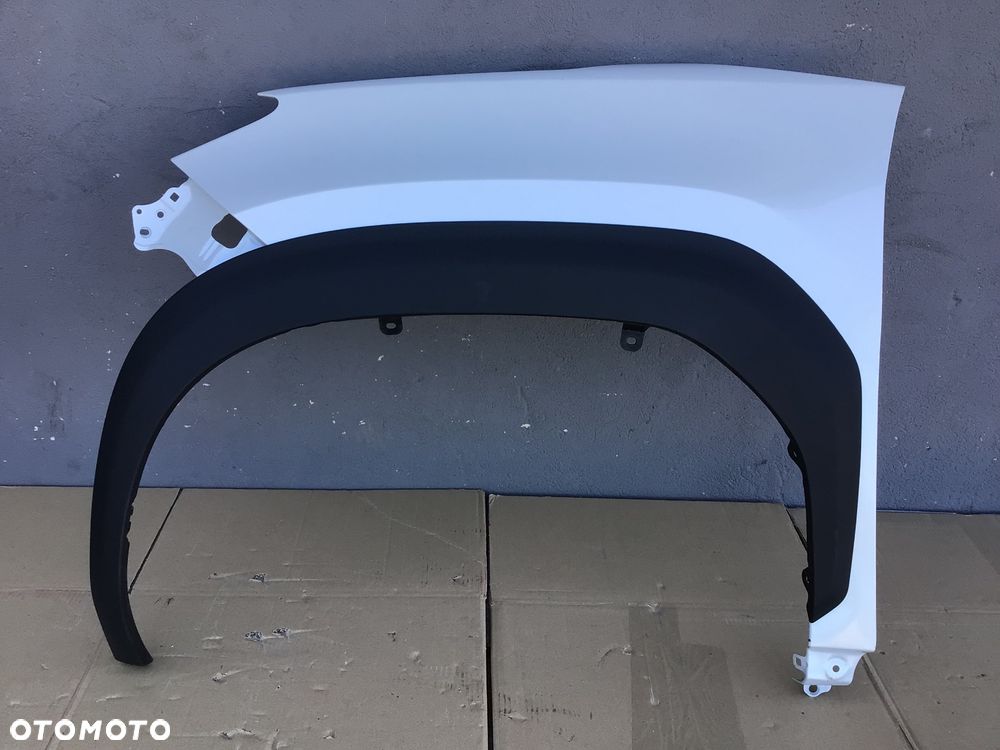Błotnik przedni lewy Toyota Yaris Cross - 1