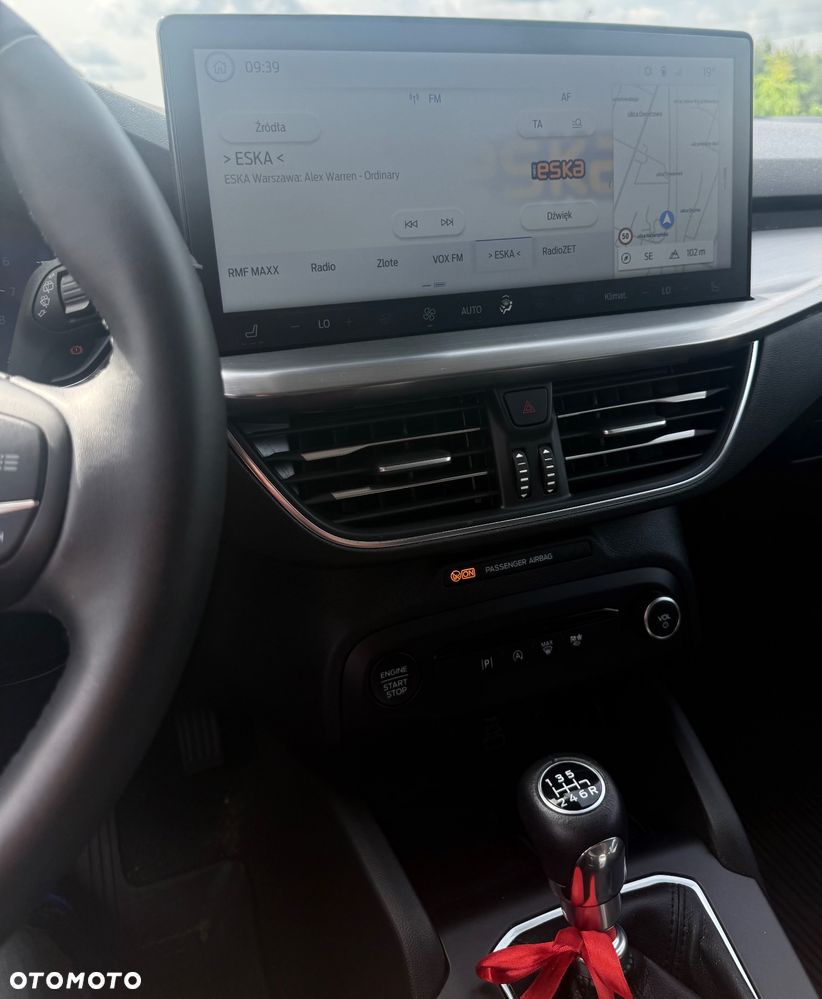 Ford Focus 1.0 EcoBoost Titanium Design - 16