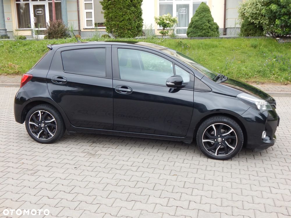 Toyota Yaris 1.33 Premium - 5