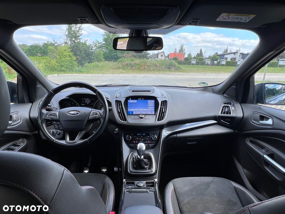 Ford Kuga 2.0 TDCi AWD ST-Line - 12