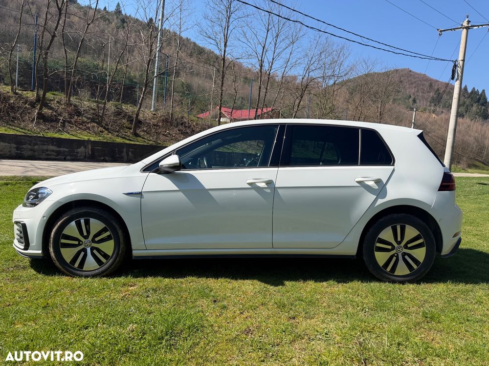 Volkswagen Golf 1.4 GTE Plug-In-Hybrid DSG - 3