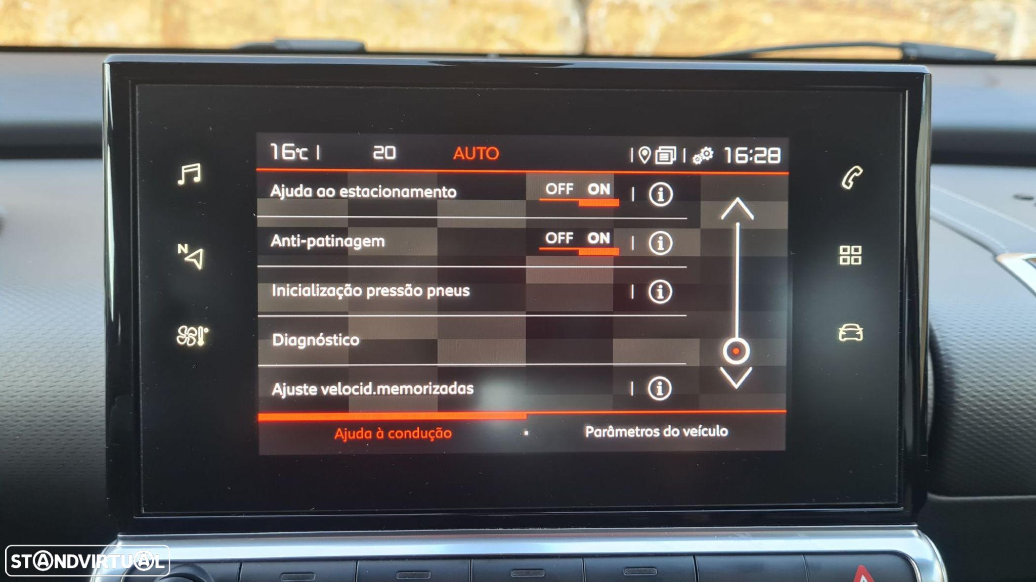 Citroën C4 Cactus - 27
