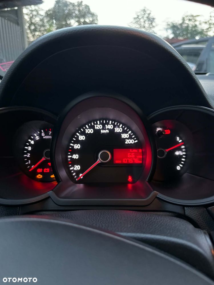Kia Picanto 1.0 L - 9