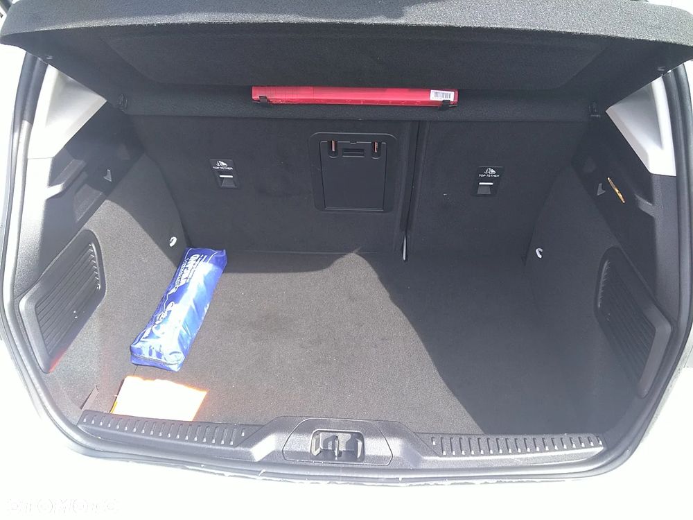Ford Focus 1.0 EcoBoost Active Business - 16