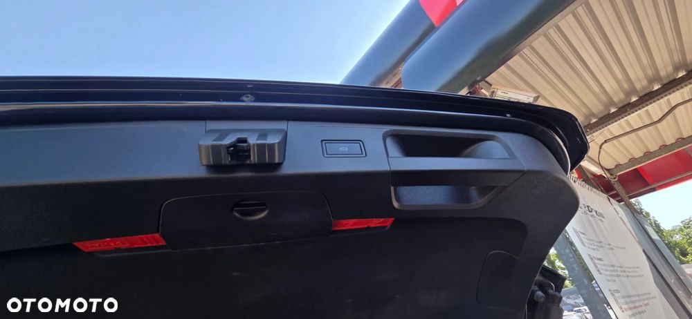 Volkswagen Passat Variant 2.0 TDI EVO Business DSG - 33