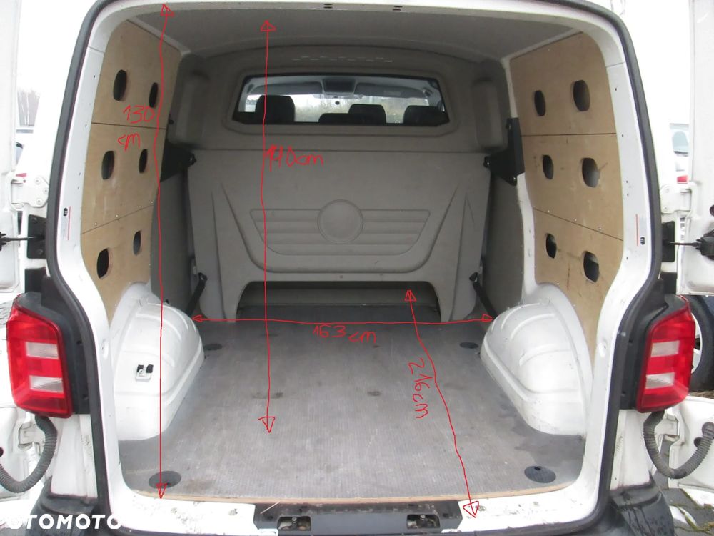 Volkswagen Transporter Brygadówka 6 osobowy - 35
