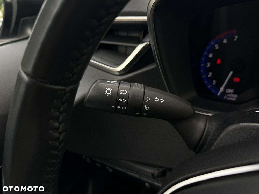 Toyota Corolla 1.8 Hybrid Comfort - 21