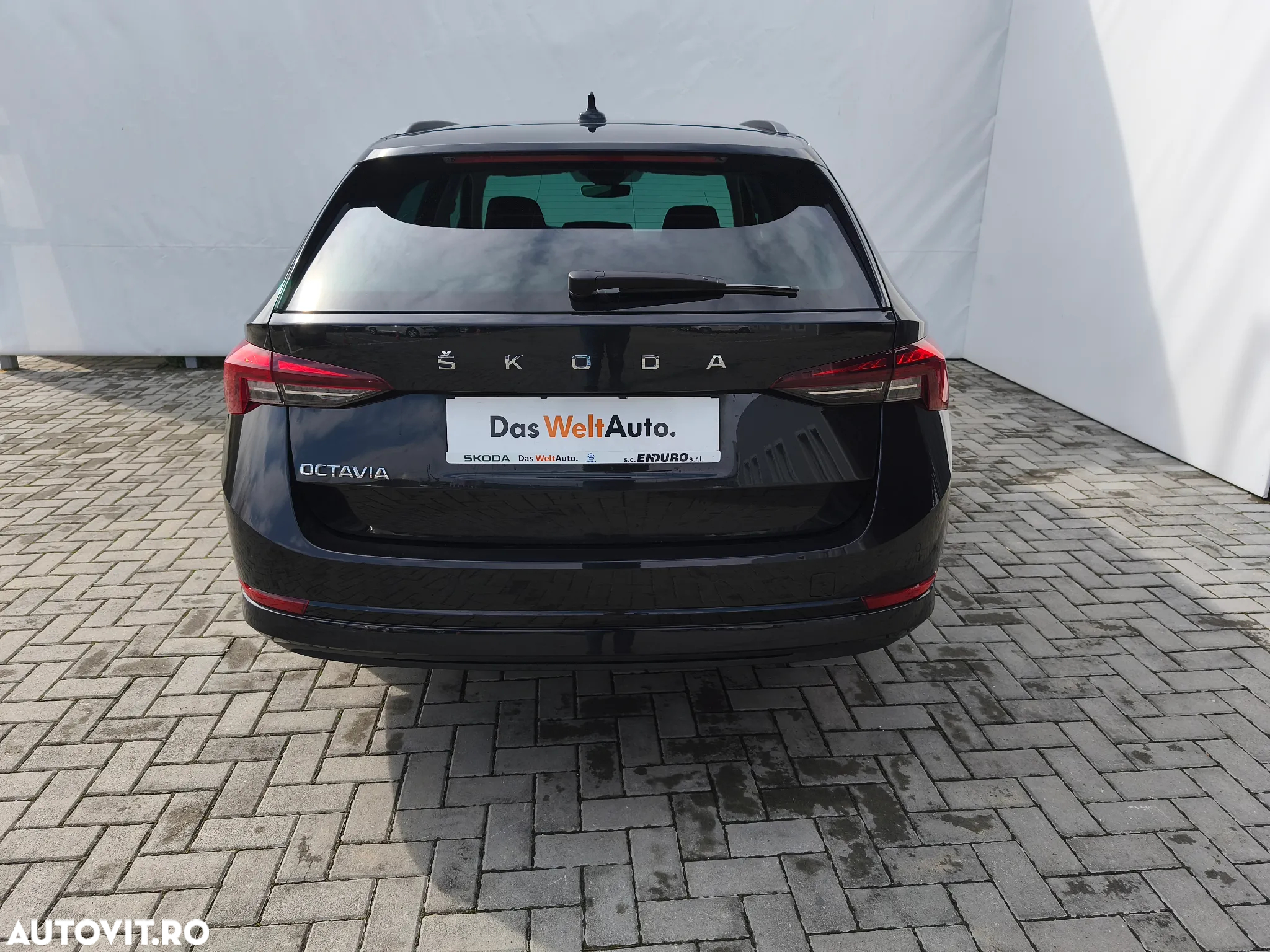 Skoda Octavia 2.0 TDI DSG Ambition - 5