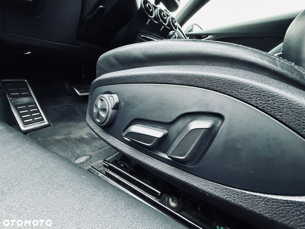 Audi TT Coupé 2.0 TFSI Quattro S tronic - 10