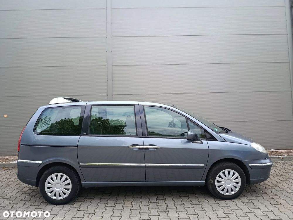Peugeot 807 2.0 HDi Trendy - 10