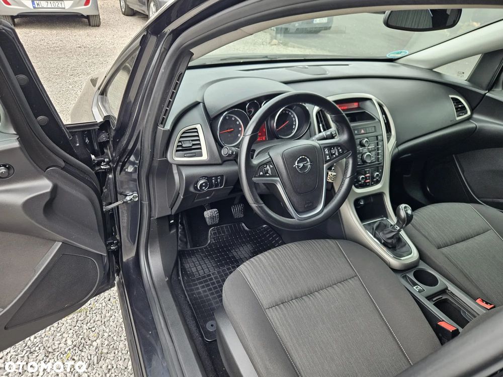 Opel Astra 1.4 Turbo Edition - 19