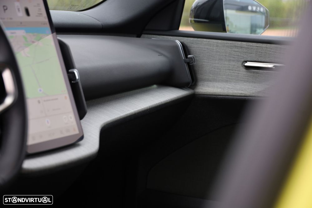 Volvo EX30 69 kWh Single Motor Extended Range Plus - 15