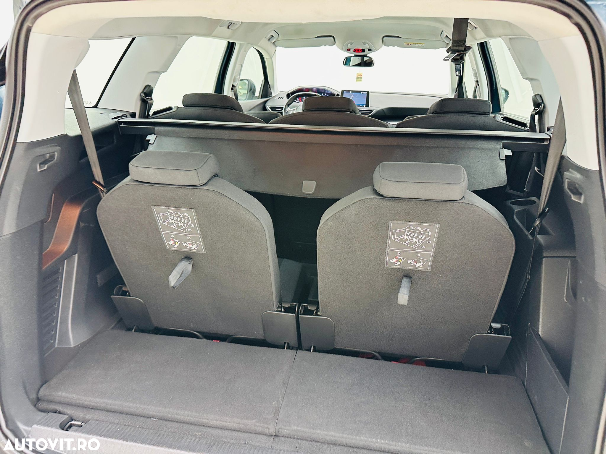 Peugeot 5008 - 25