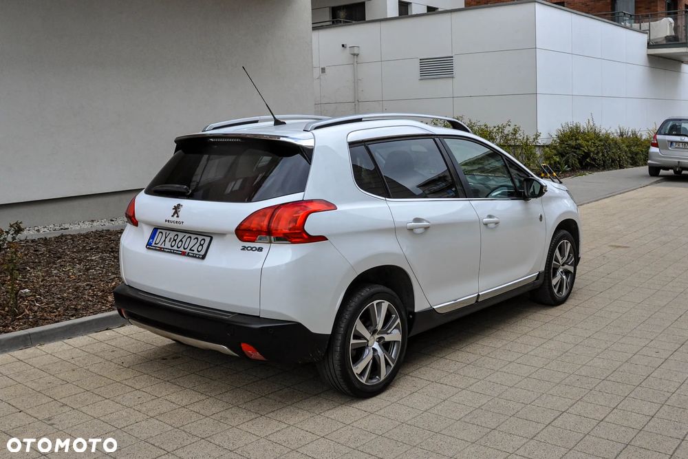 Peugeot 2008 - 4