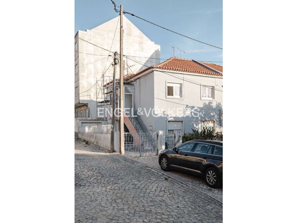 Apartamento T3 Renovado no Feijó - Grande imagem: 2/17