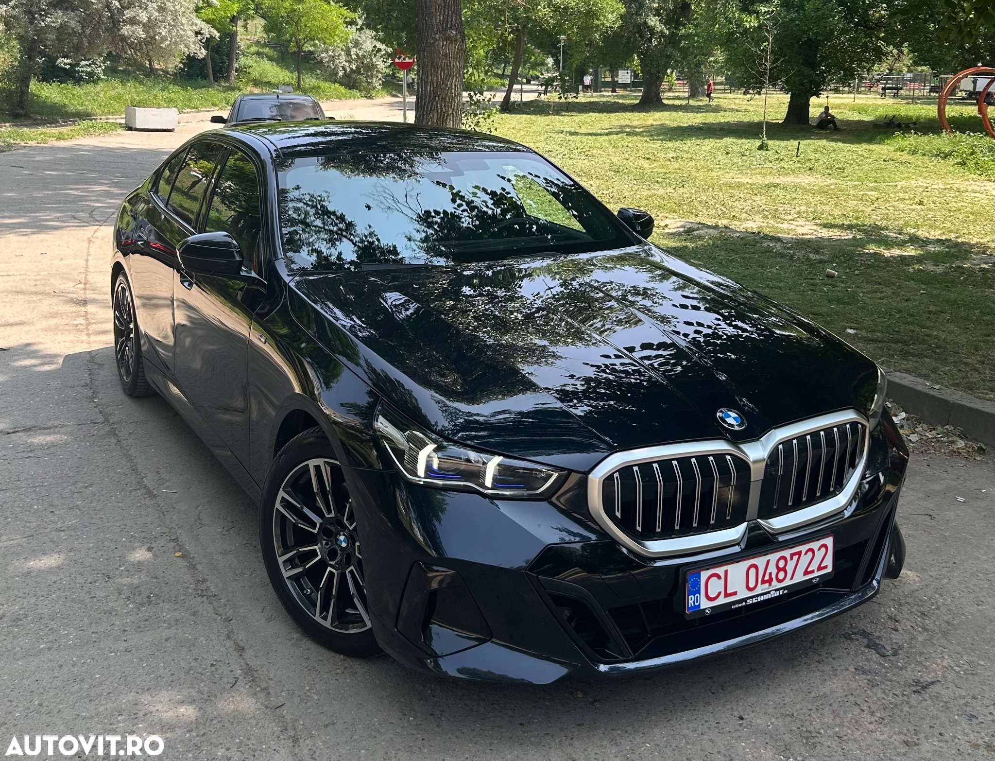 BMW Seria 5 520d AT MHEV - 2