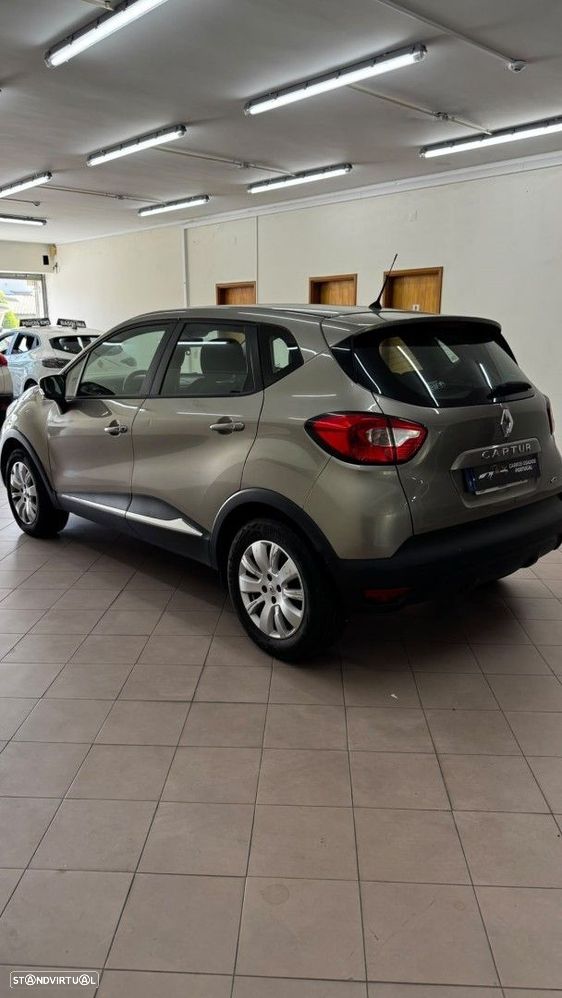 Renault Captur 1.5 dCi Exclusive - 8