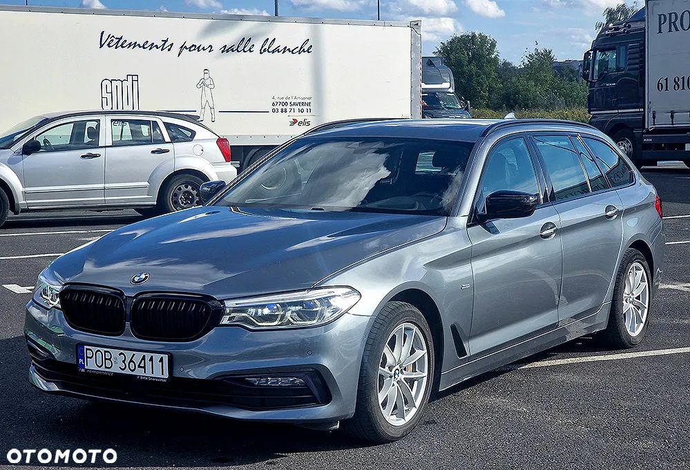 BMW Seria 5 525d Sport Line - 1