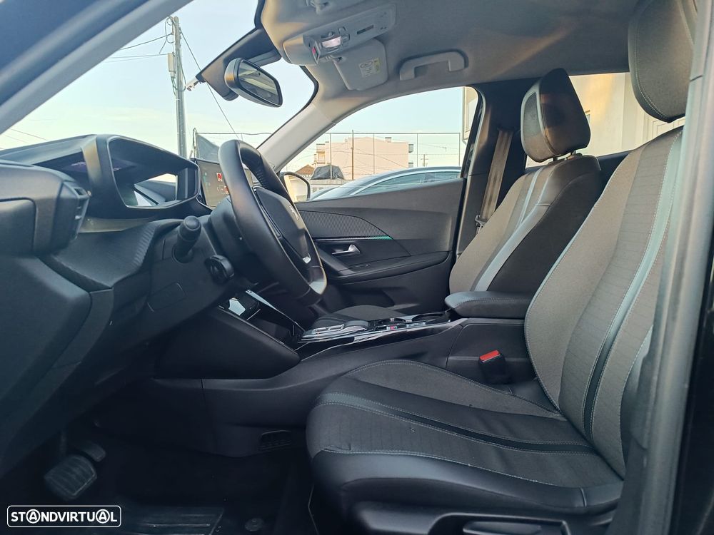 Peugeot e-2008 Allure Pack - 15