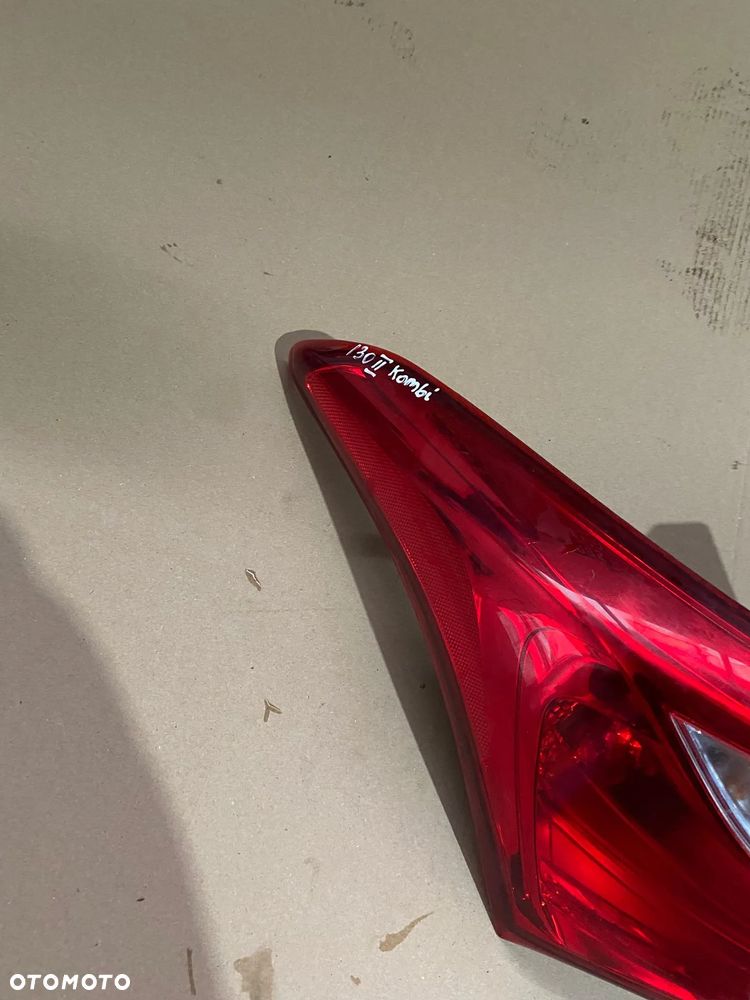 LAMPA LEWA TYŁ TYLNIA HYUNDAI I30 II KOMBI - 2