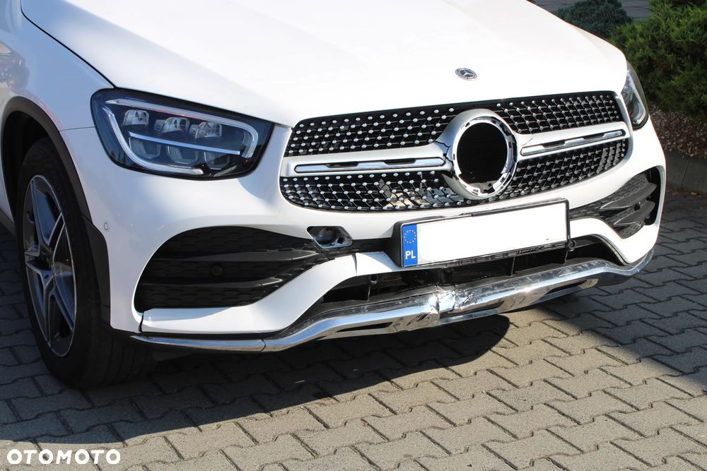 Mercedes-Benz GLC 200 d 4Matic 9G-TRONIC AMG Line - 3