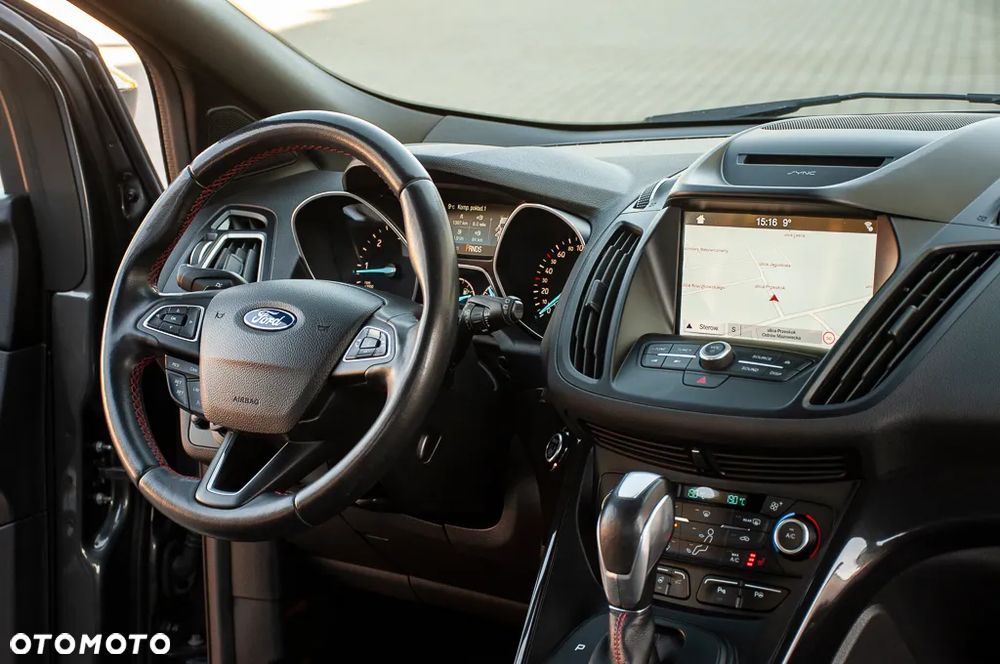 Ford Kuga 2.0 TDCi 4x4 ST-Line - 16