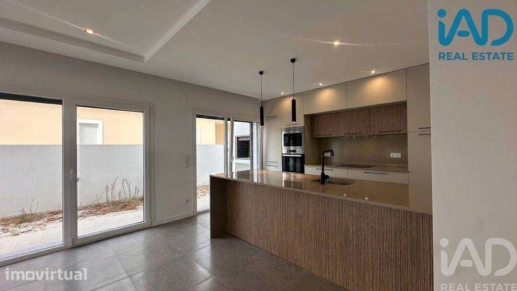 Casa / Villa T4 em Fernão Ferro de 132 m2 - Grande imagem: 3/20