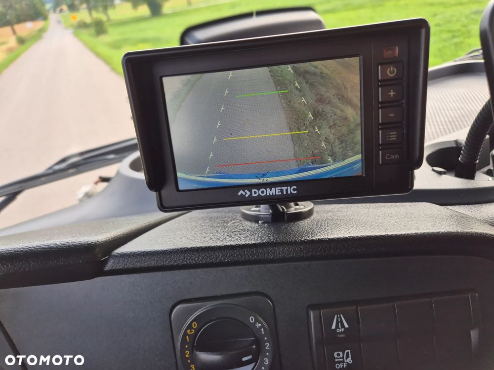 Mercedes-Benz Atego 1224 7.75m TOP1 STAN WINDA HAK z Niemiec tylko 320 000km UBRANIÓWKA czyściutki 6 cylindrów - 11