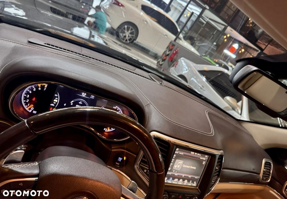 Jeep Grand Cherokee 5.7 V8 Overland - 21