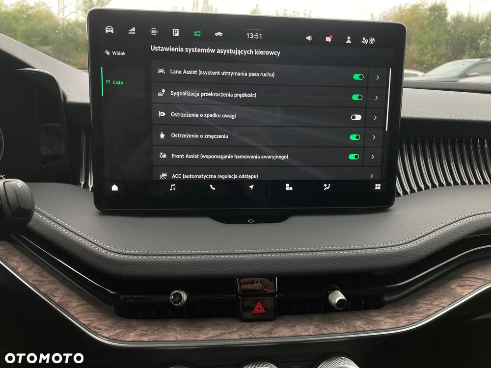 Skoda Superb 2.0 TDI SCR 4x4 L&K DSG - 19