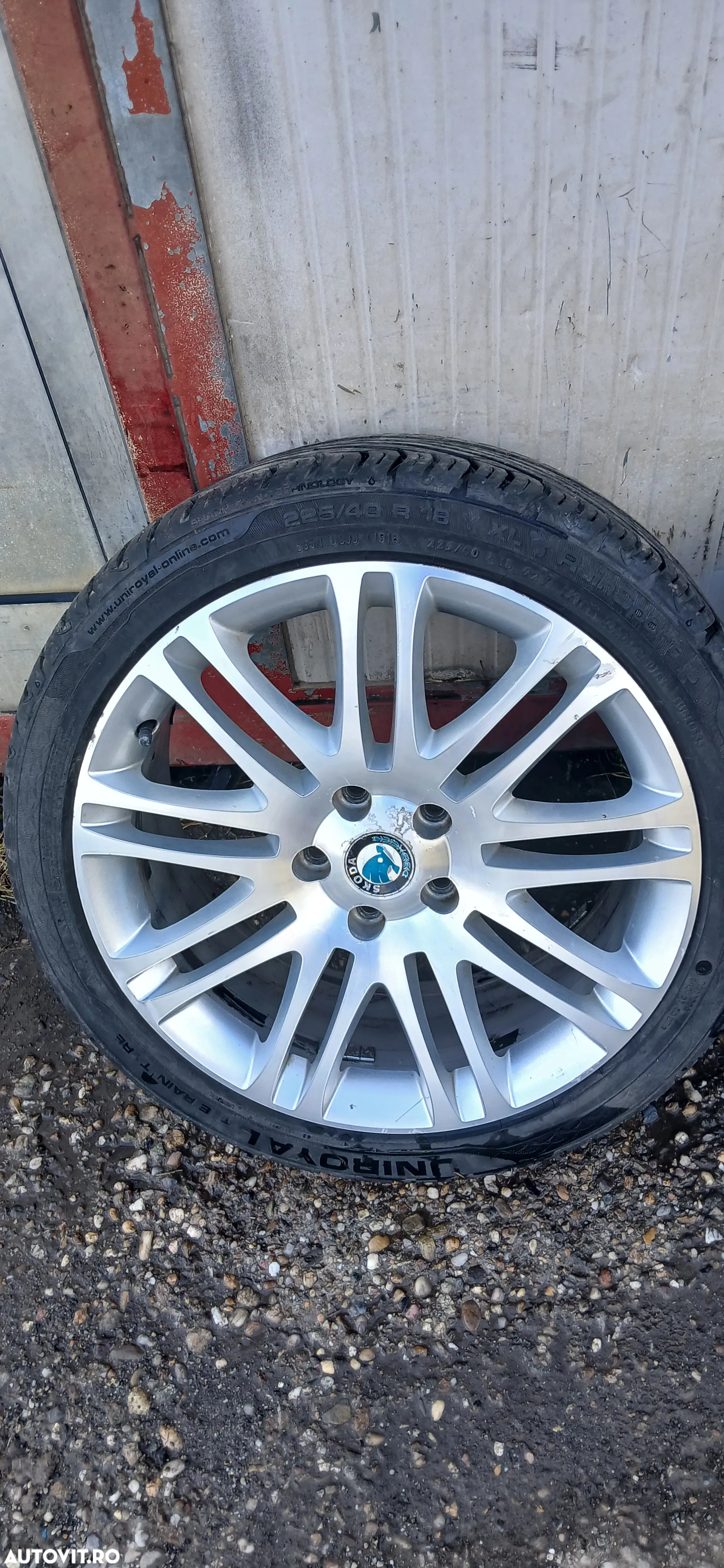 Jante aluminiu Skoda Superb 225/40R18 2012 - 8