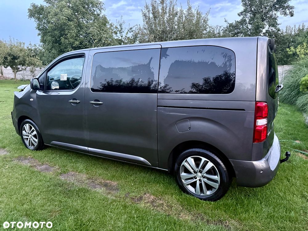 Peugeot Traveller L2 2.0 Business VIP - 12