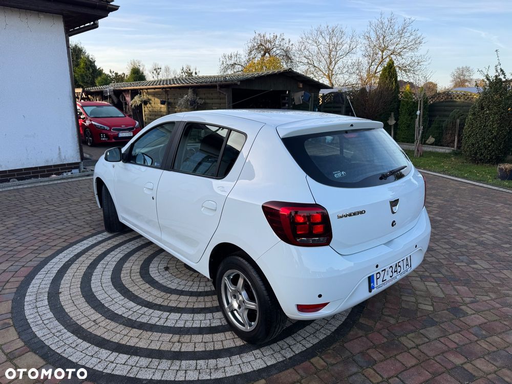 Dacia Sandero - 5