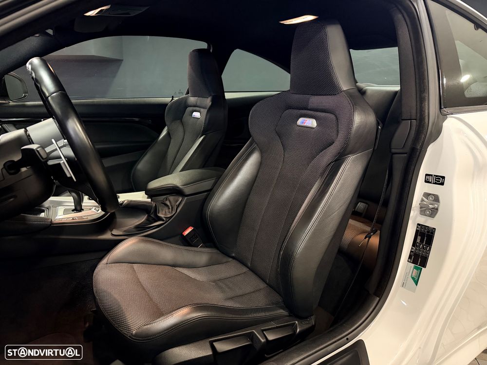 BMW M4 Auto - 3