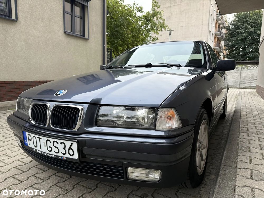 BMW Seria 3 316i - 3