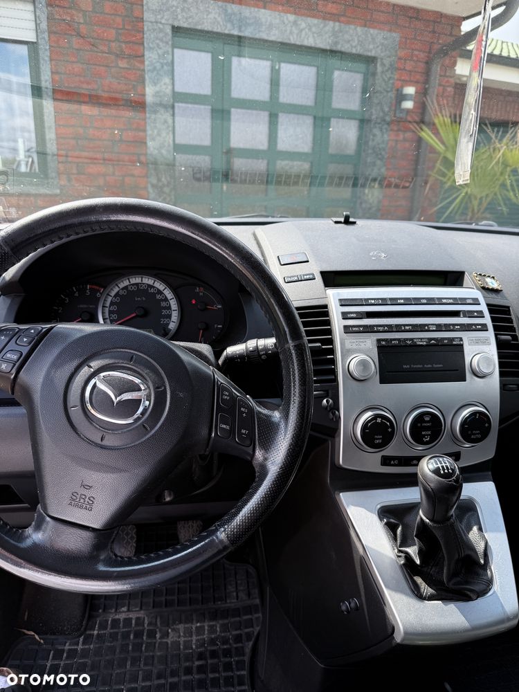 Mazda 5 - 7