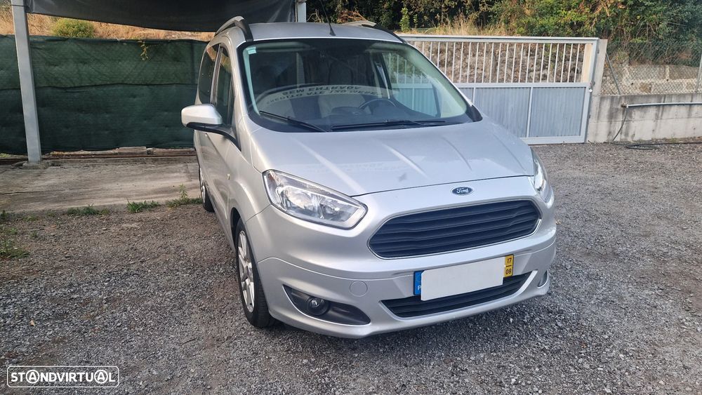 Ford Tourneo Courier 1.0 EcoBoost Titanium - 2