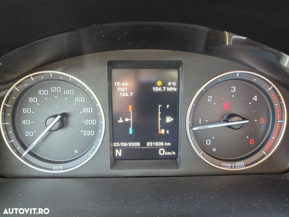 Land Rover Freelander 2.2 SD4 SE - 22