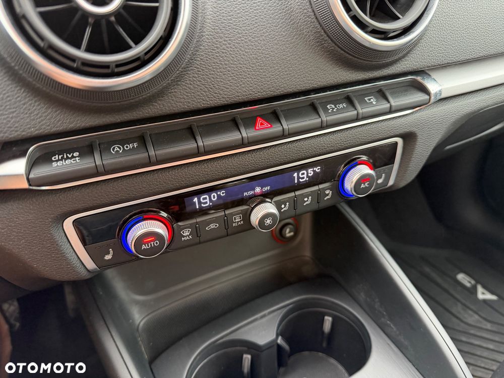 Audi A3 Sportback 2.0 TDI (clean diesel) Ambition - 29