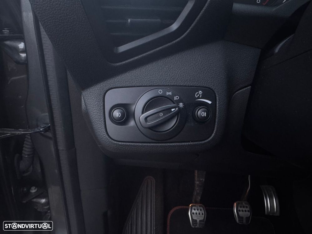 Ford Kuga 1.5 TDCi EcoBlue ST-Line X - 18