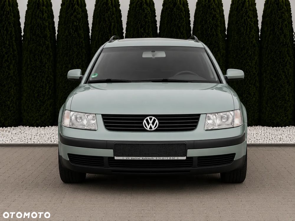 Volkswagen Passat 1.8 Comfortline - 4