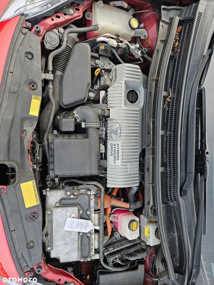 Toyota Prius (Hybrid) Executive - 20