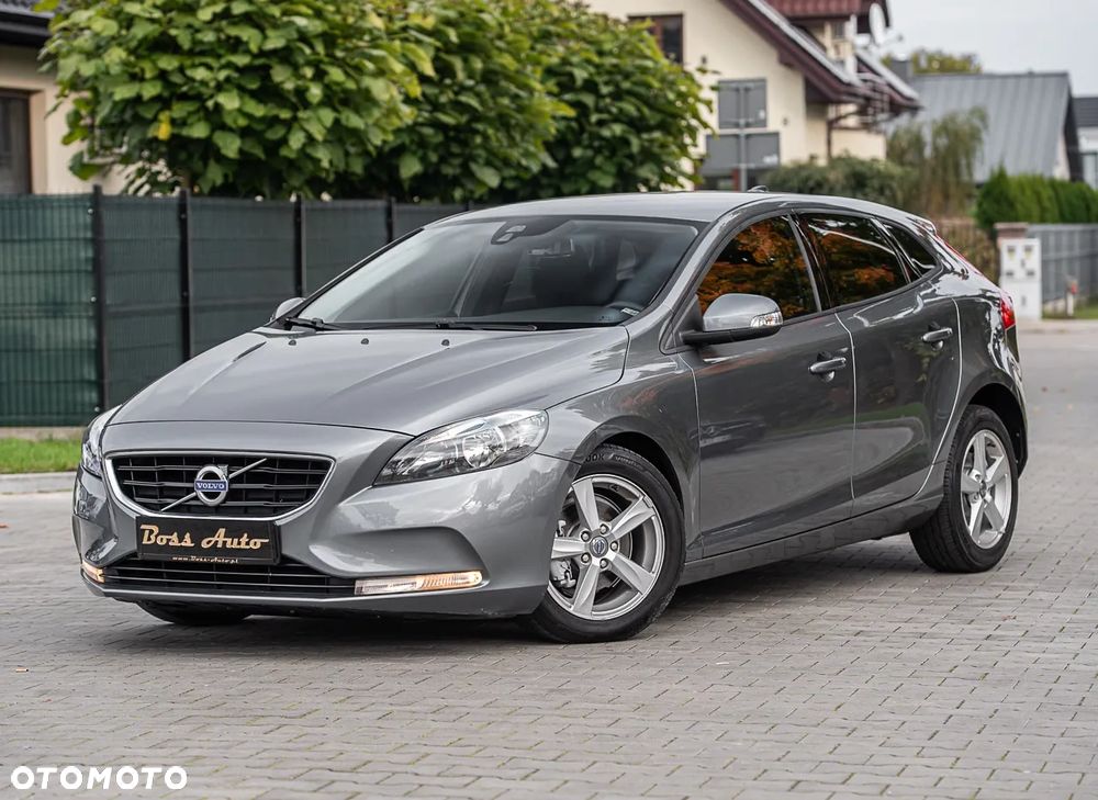 Volvo V40 D2 Momentum - 6