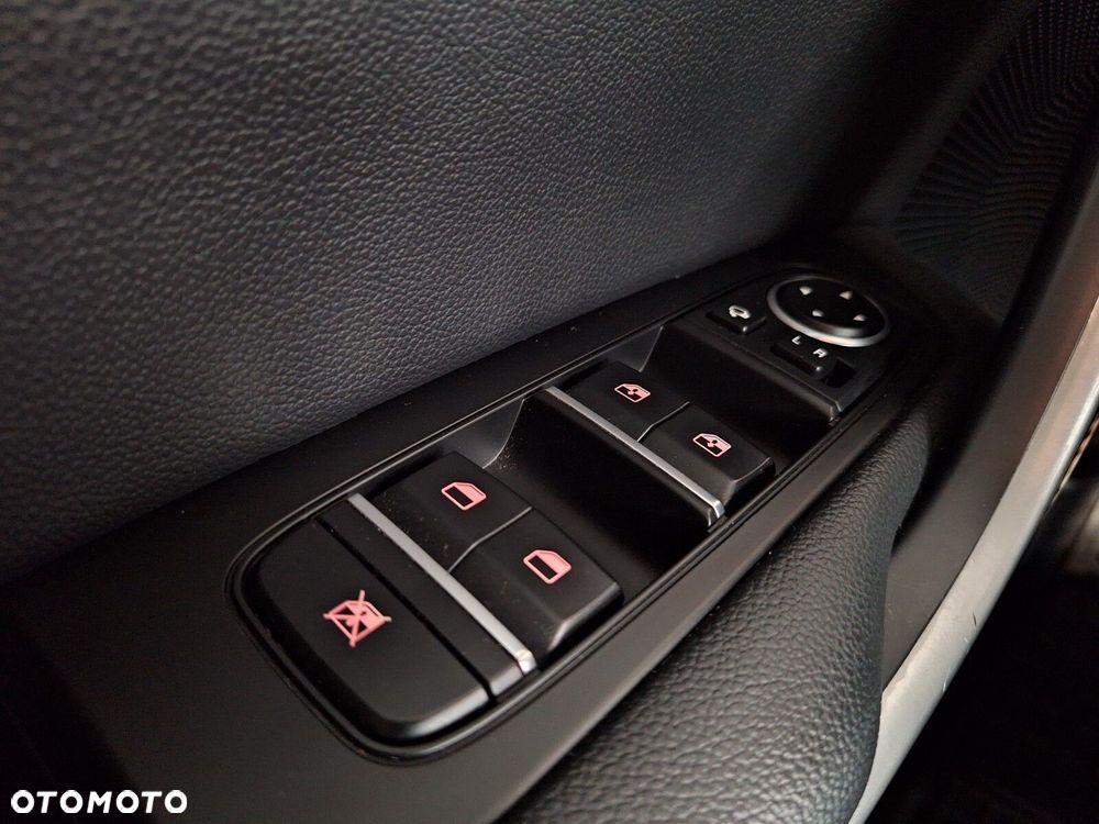 Kia Ceed 1.4 T-GDI L Business Line Plus DCT - 34