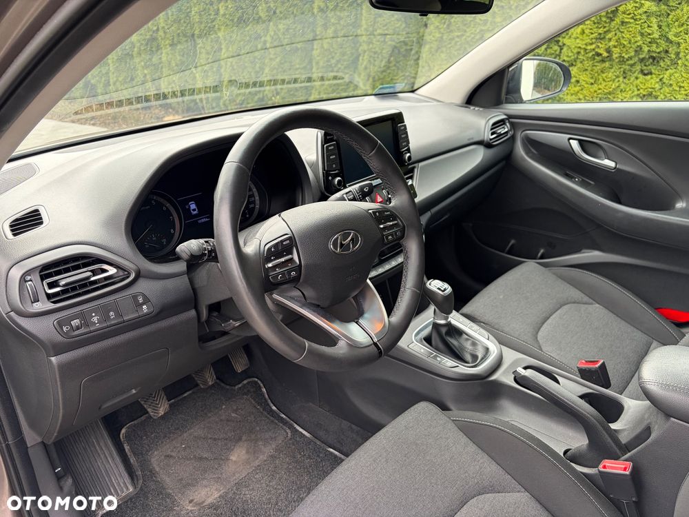 Hyundai i30 1.5 T-GDI 48V Smart - 4
