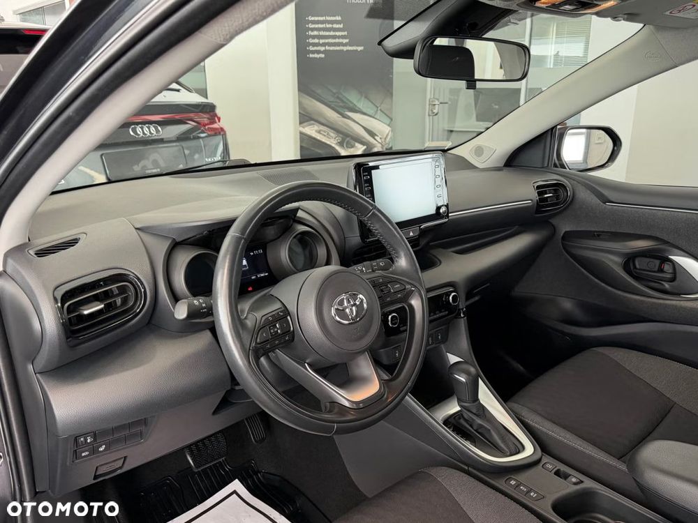 Toyota Yaris Hybrid 1.5 Active - 17
